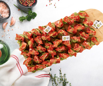 Канапе с чоризо и огурцом 60 шт.